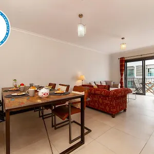 B04 - Luxury 2 Bed W Terrace Pool Apartamento